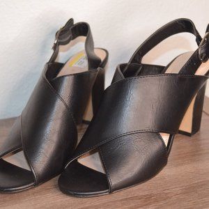 Kelly & Katie Black Heeled Sandal Sz 9